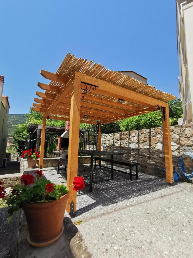 Palio Armonia Guest House Palaiontsiflikion Exterior photo