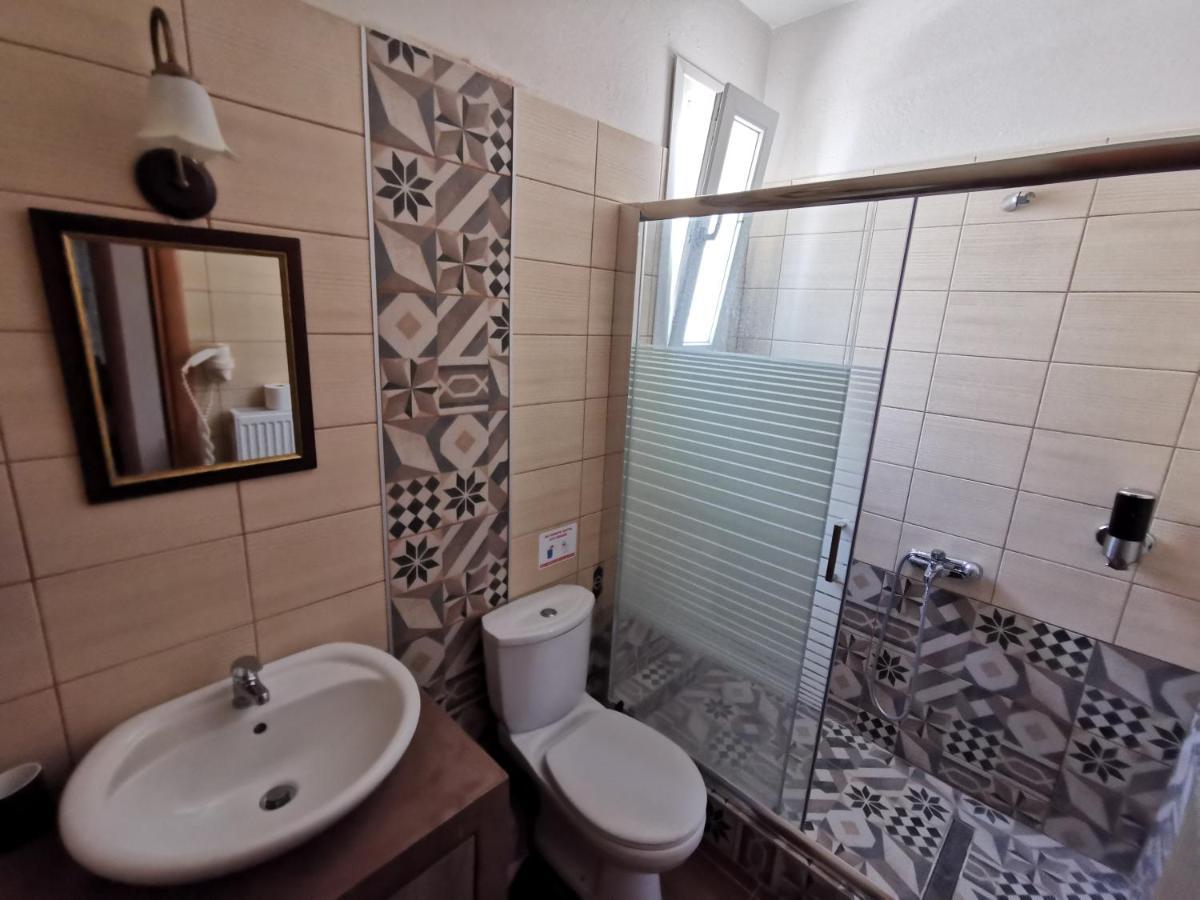 Palio Armonia Guest House Palaiontsiflikion Exterior photo