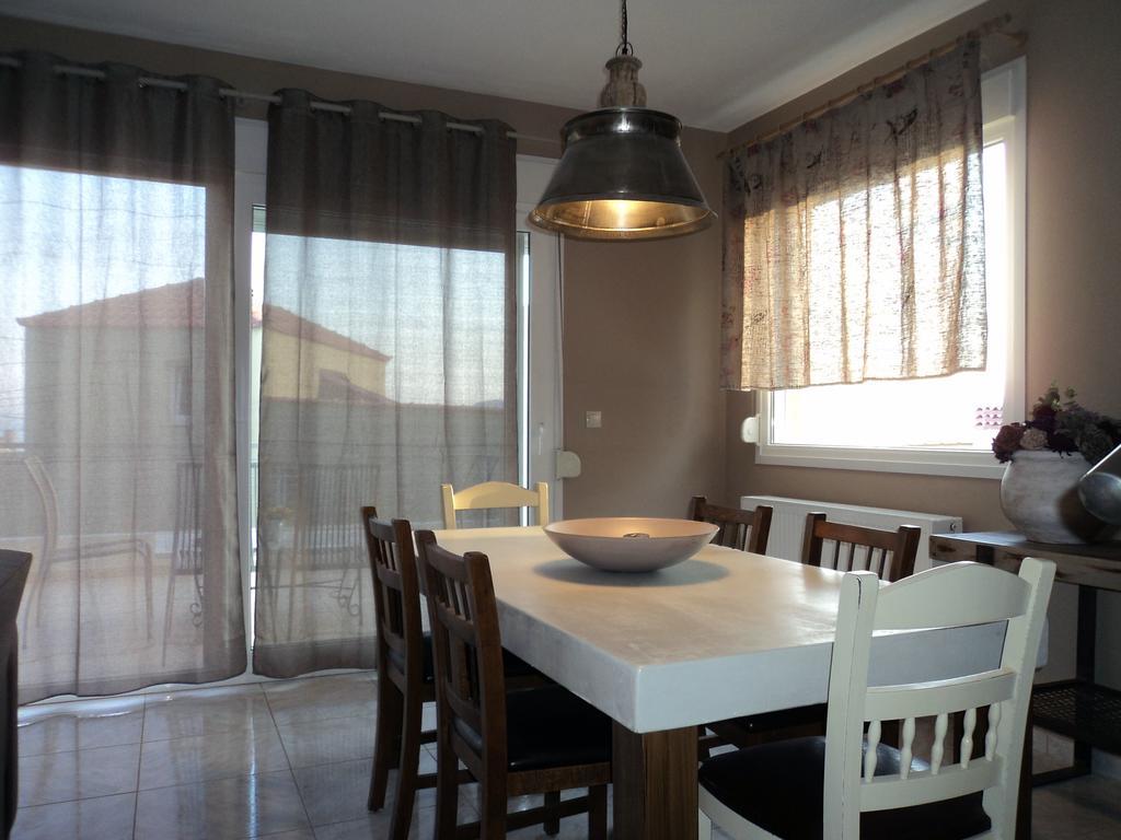 Palio Armonia Guest House Palaiontsiflikion Exterior photo