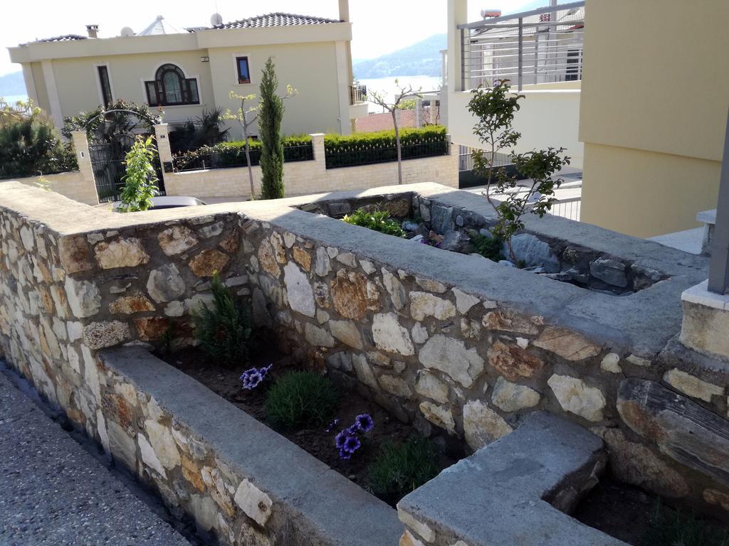 Palio Armonia Guest House Palaiontsiflikion Exterior photo